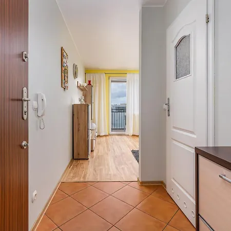 Appartamento With Balcony Okopowa By Renters
