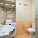 With Balcony Okopowa By Renters Apartamento