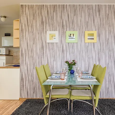 Apartamento With Balcony Okopowa By Renters Kołobrzeg